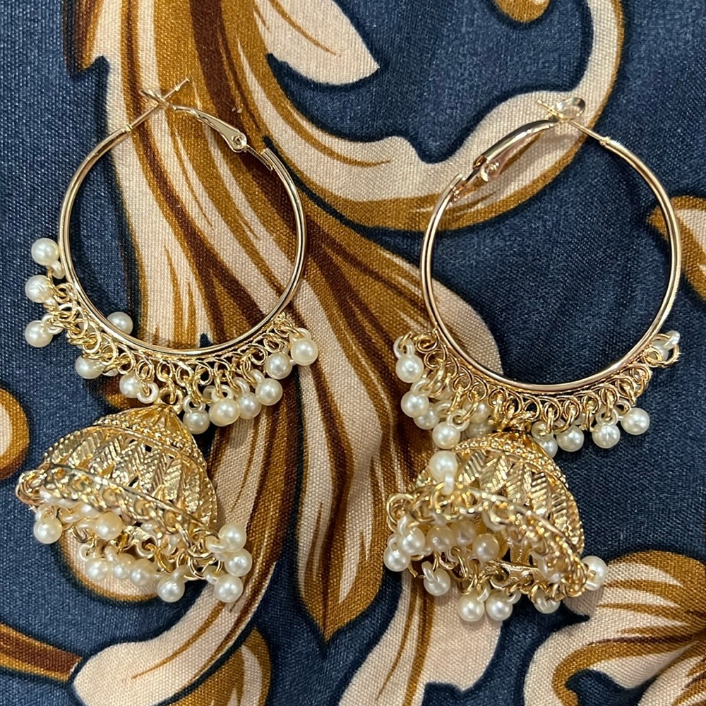 Jhumka earrings